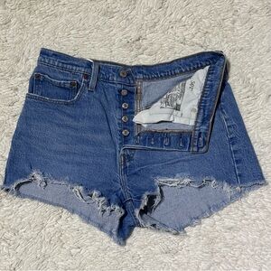 Levi’s Women’s 501 Cut Off High Rise Blue Denim‎ Jean Shorts Raw Edge Size 31